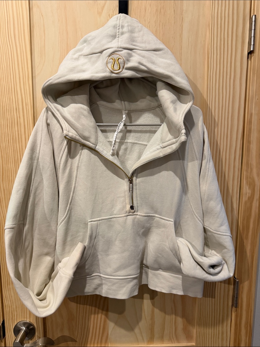 lululemon athletica Cream Half-Zip crop scuba Hooded Sweatshirt M/L
